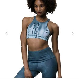 Onezie Brand NWT M/L Tie Dye Heart Bra